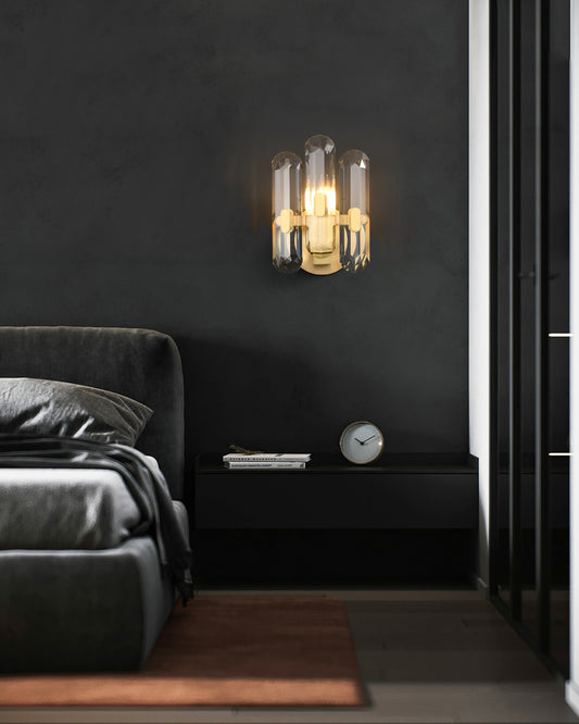Elegante Single-Light Wall Light - Brass Finish, Clear Crystal, Iron Frame, E14 Base