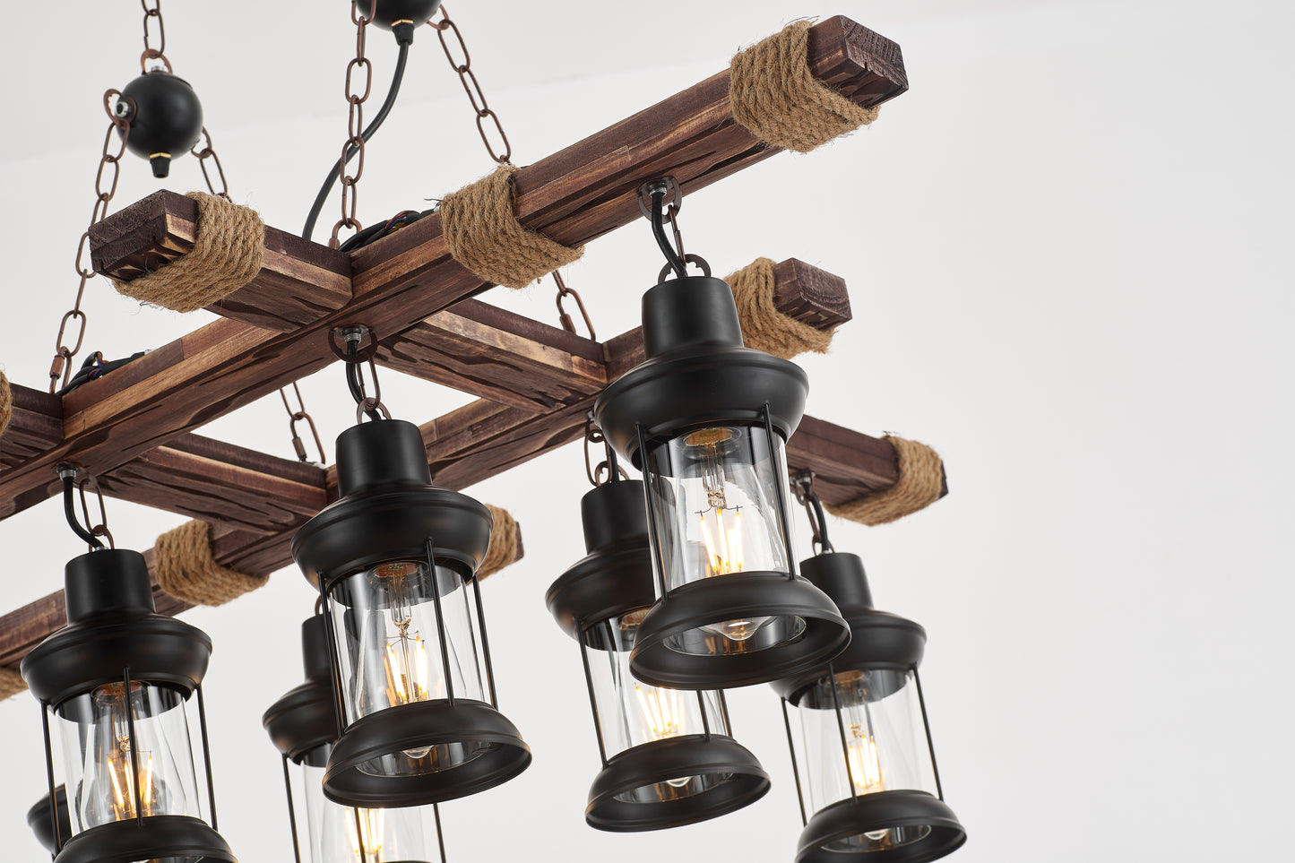 Vado 8-Light Retro Wood Pendant - Black Finish, Natural Wood Accents, E27 Base