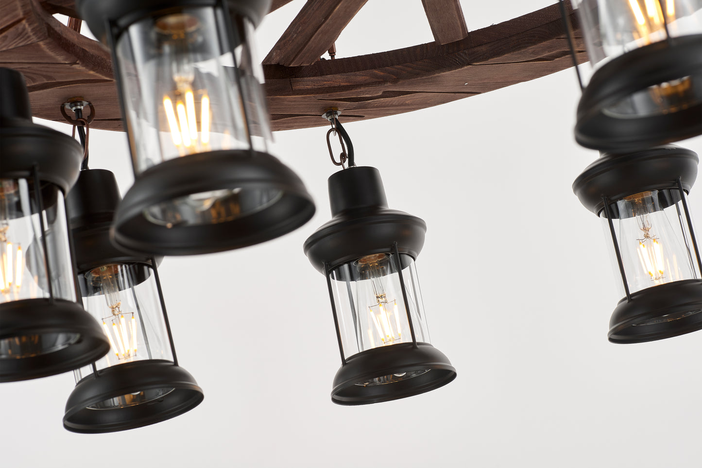 Gamboa 8-Light Retro Wood Pendant - Black Finish, Natural Wood Accents, E27 Base