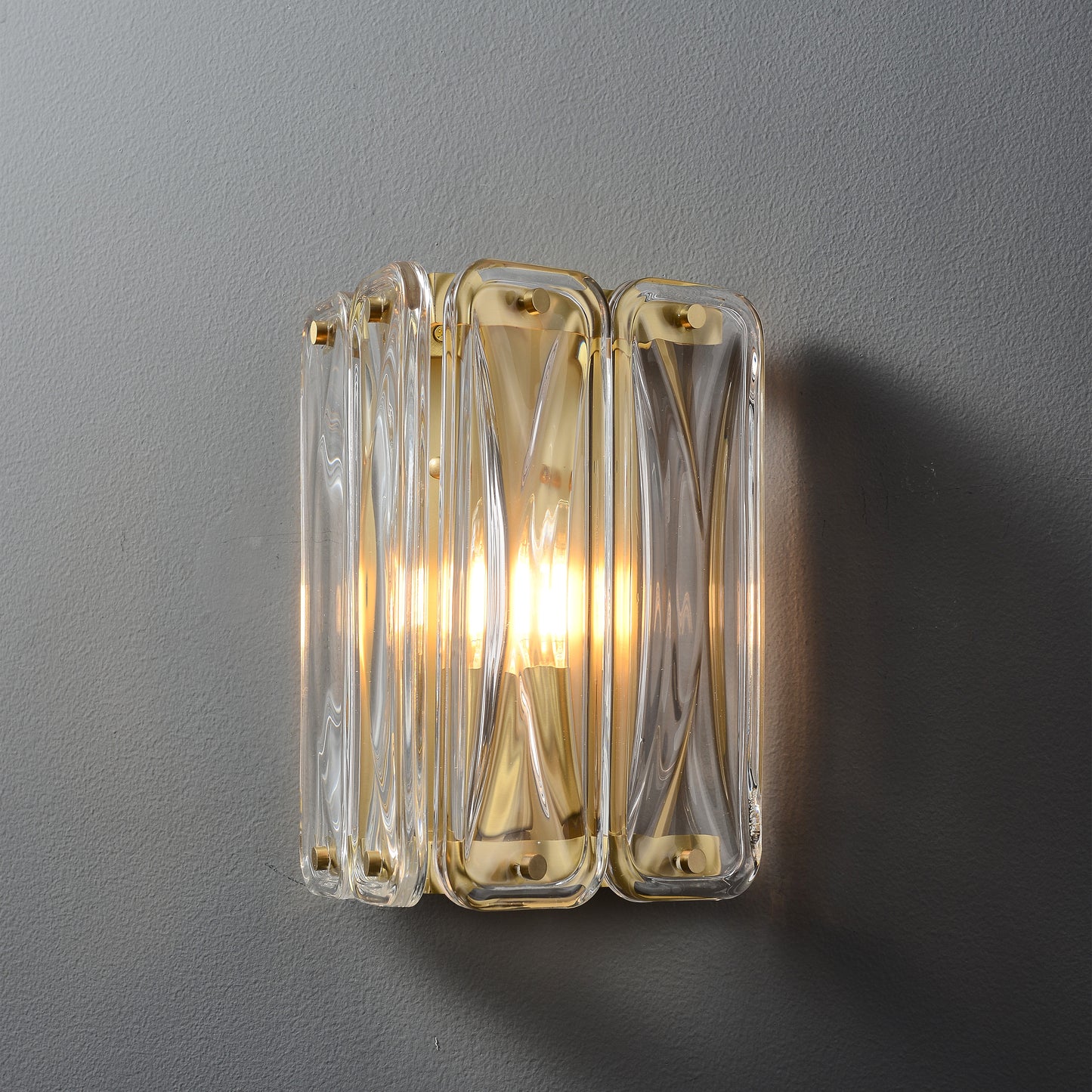 Scutum Single-Light Wall Light - Copper Finish, Clear Artistic Glass, Iron Frame, E14 Base