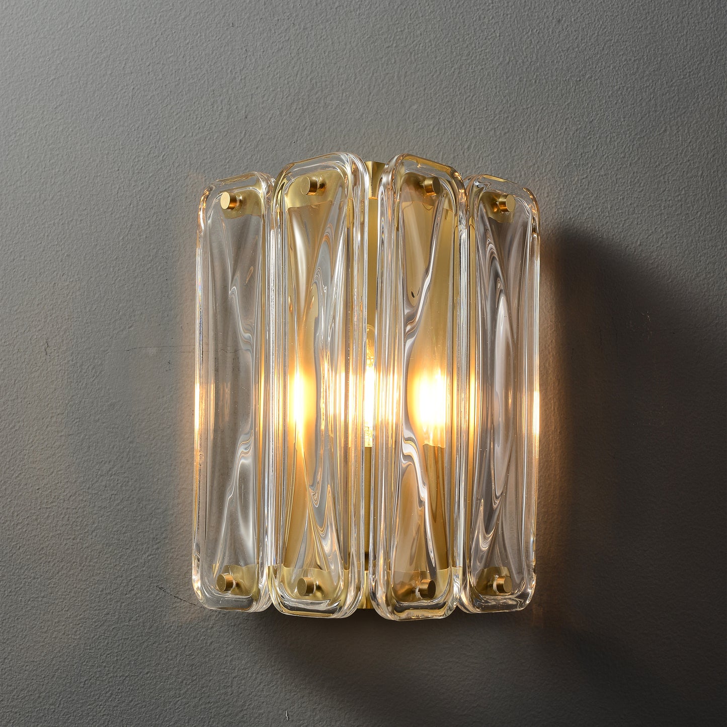 Scutum Single-Light Wall Light - Copper Finish, Clear Artistic Glass, Iron Frame, E14 Base